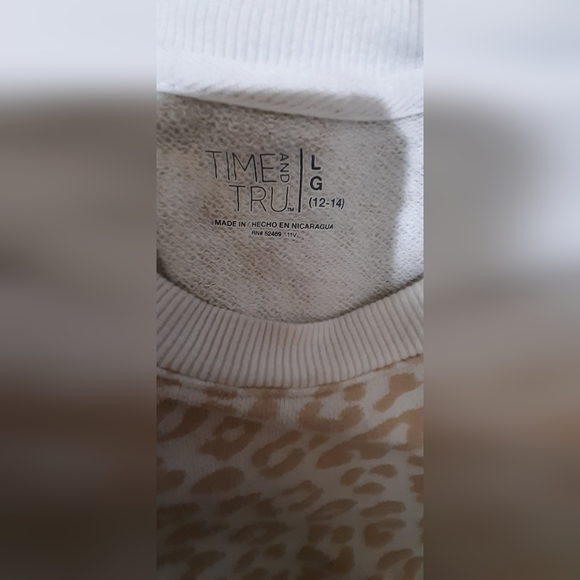 Sweatshirt - Picture 3 of 3